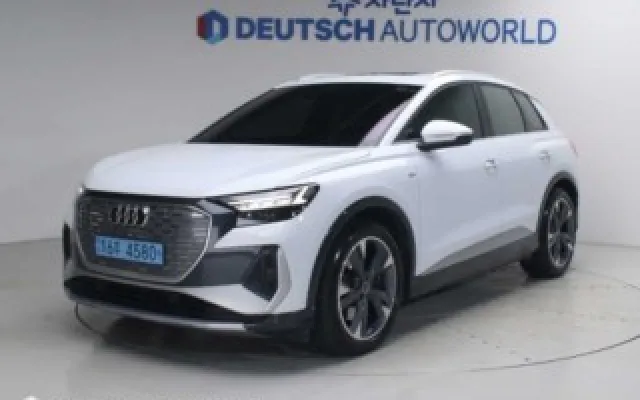 Q4 e-트론 40 프리미엄 아우디 2022/09 55,361km