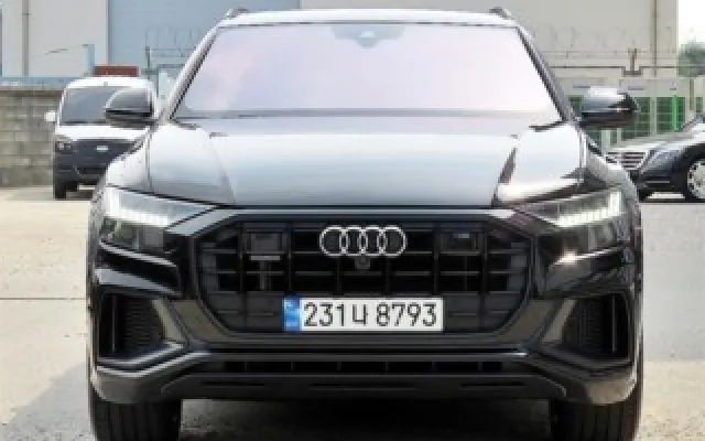 Q8 55 TFSI 콰트로 프리미엄 아우디 2023/02 270,890km